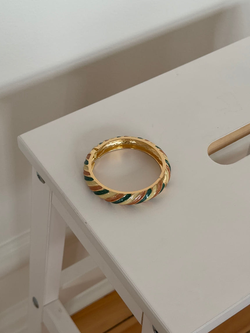 Eivora armbånd med striber - Grøn/hvid/brun