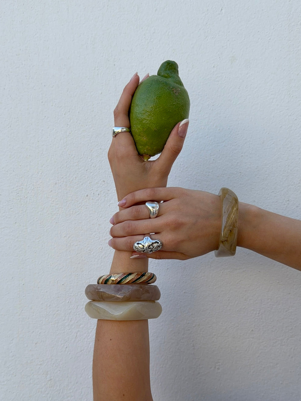 Eivora armbånd med striber - Grøn/hvid/brun