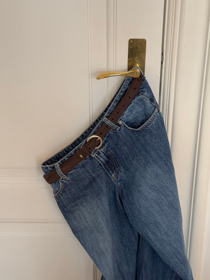 Noble bælte i imiteret ruskind - Mørkebrun/sølv