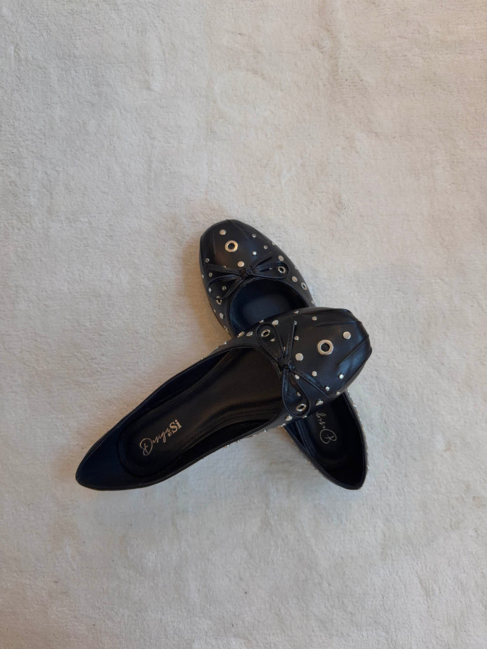 Katarine ballerinaer med nitterdetaljer - Sort