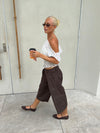 Kelsey bermudashorts med nålestriber - Brun