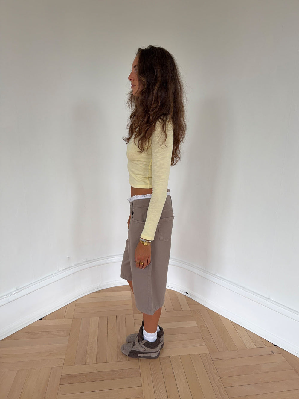 Teha bermudashorts med blonder - Beige/hvid