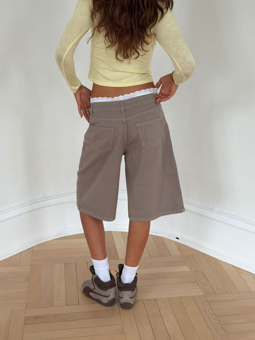 Teha bermudashorts med blonder - Beige/hvid