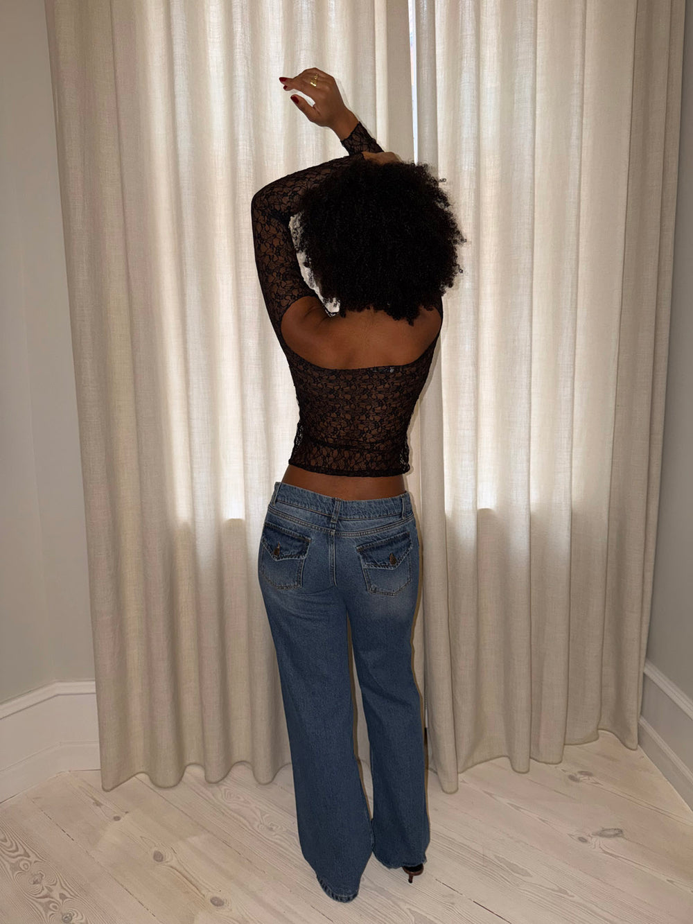 Inez blondebluse - Sort