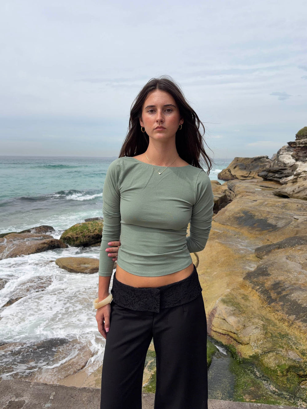 Lila bluse med åben ryg - Grøn