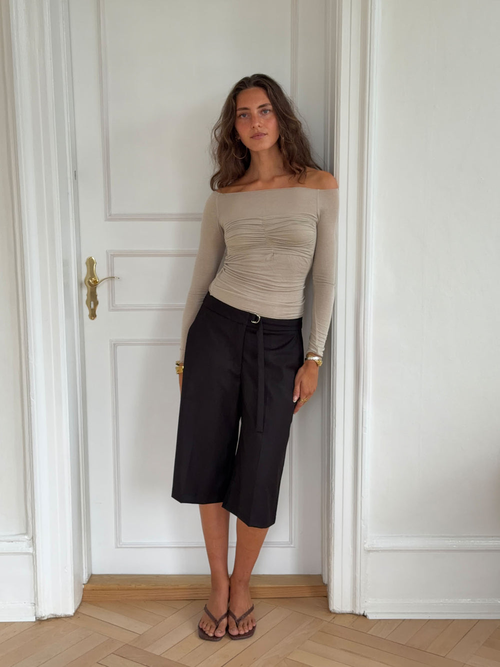 Margit bluse med detalje - Beige