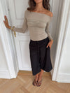 Margit bluse med detalje - Beige