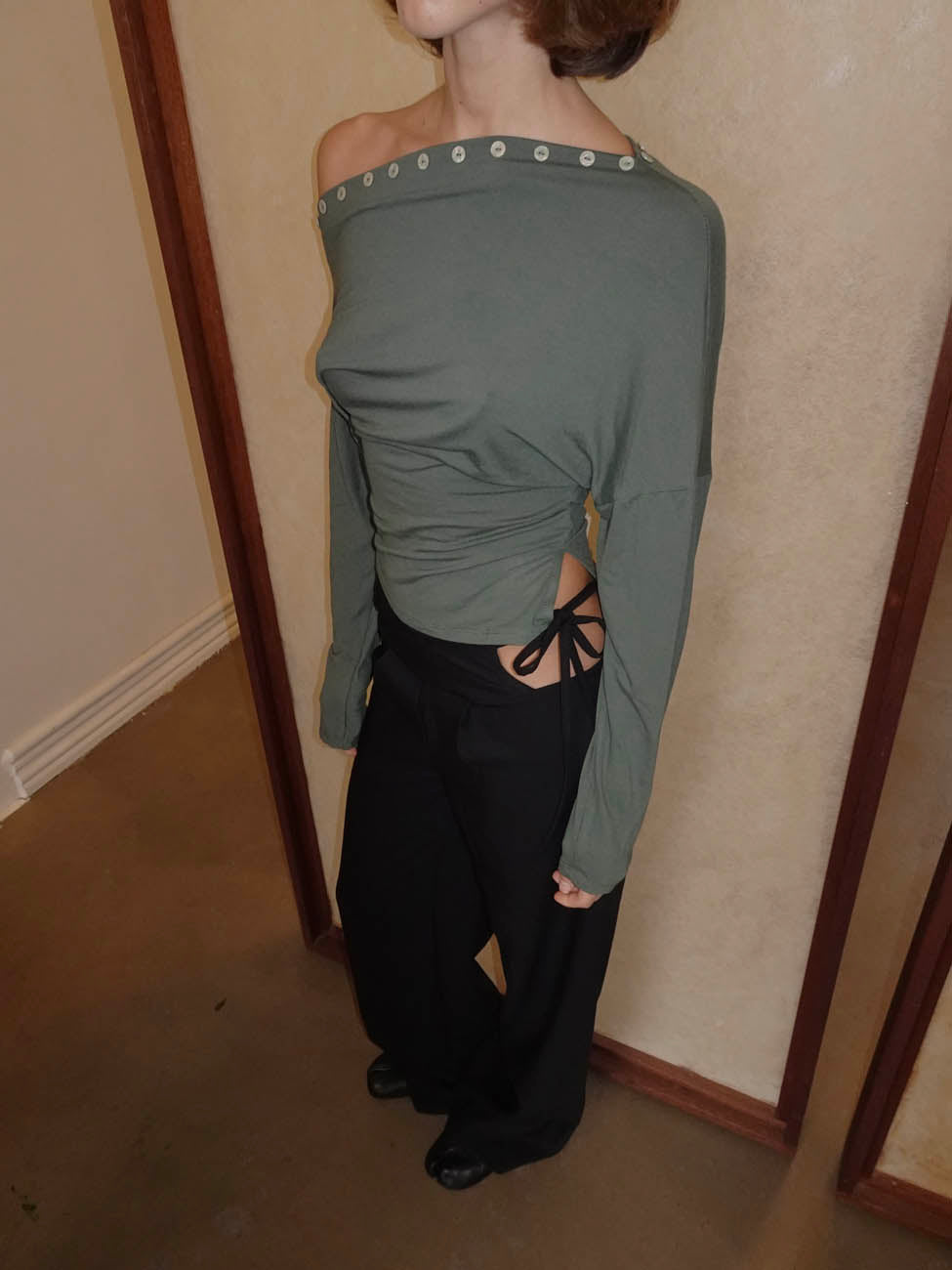 Ukana bluse med knapper - Kaki