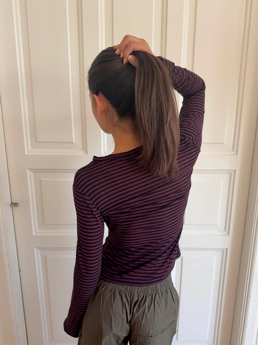 Suzy bluse med striber - Bordeaux og sort