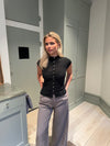 Leonie bluse med knapper - Sort