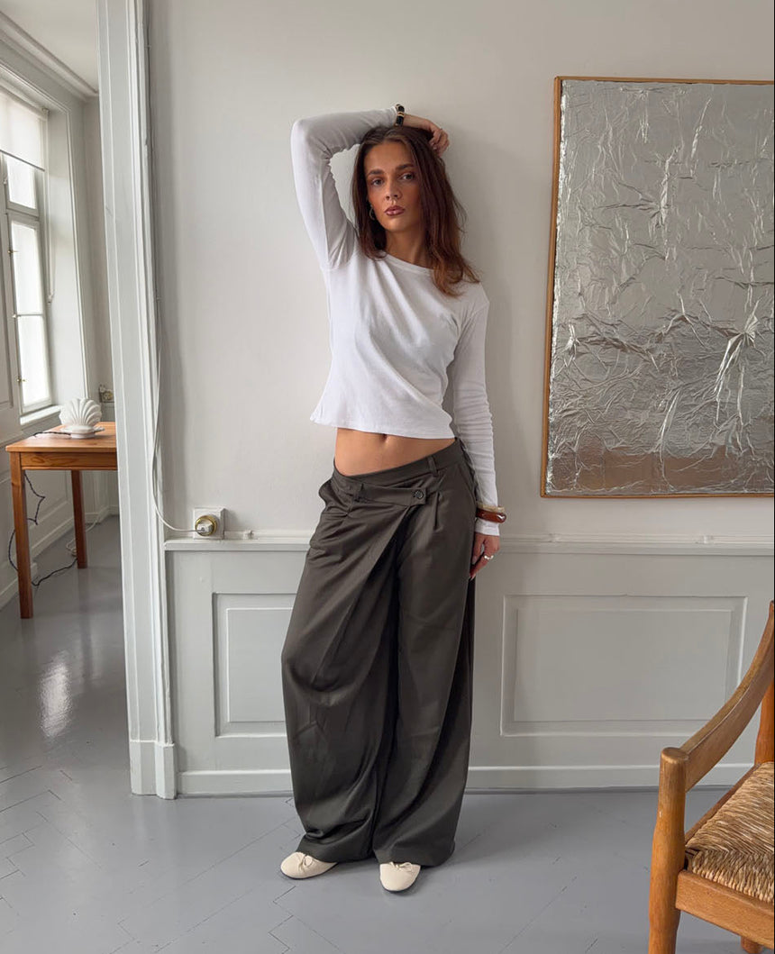 Erasmus bukser med asymmetrisk detalje - Kaki