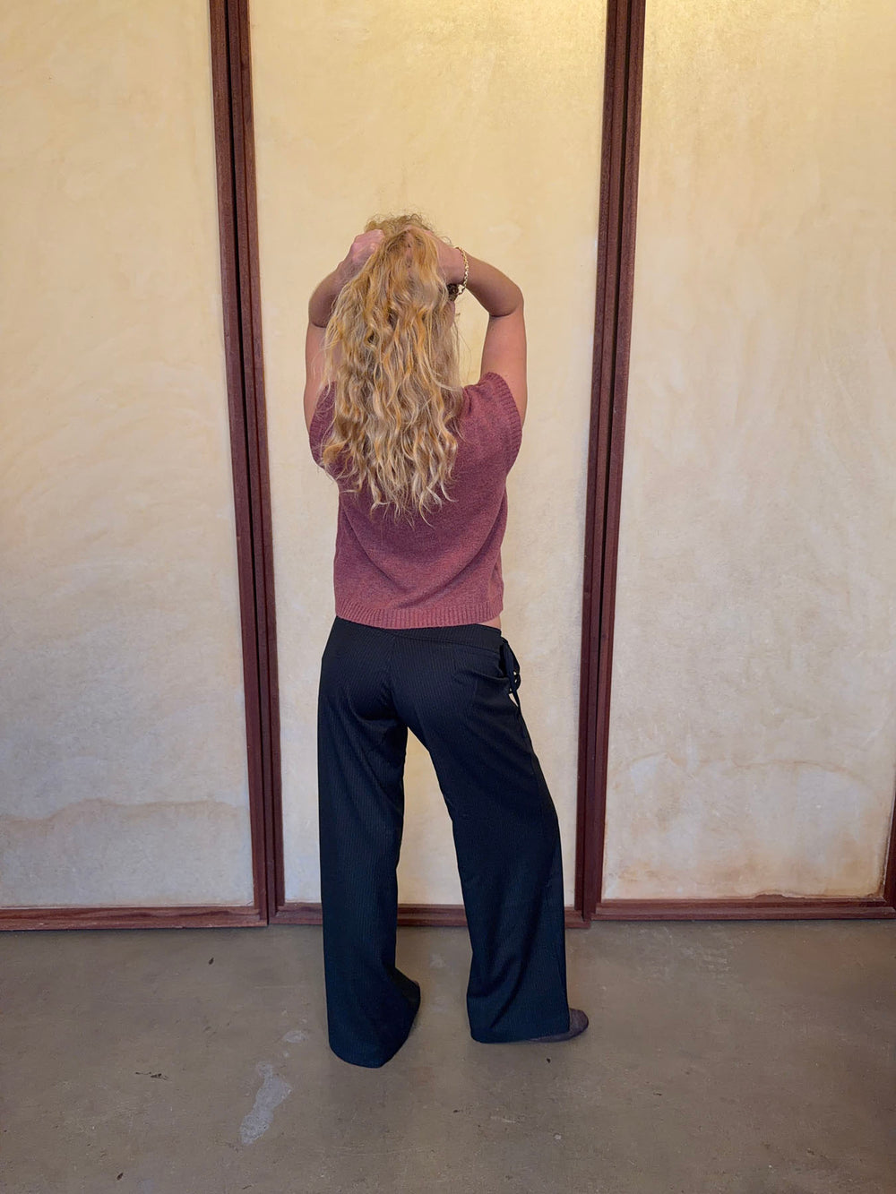 Buka bukser med bindebånd og striber - Sort