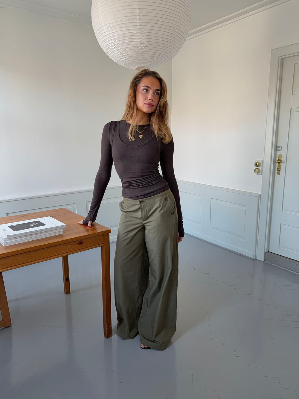 Maluna bukser med nålestriber - Kaki