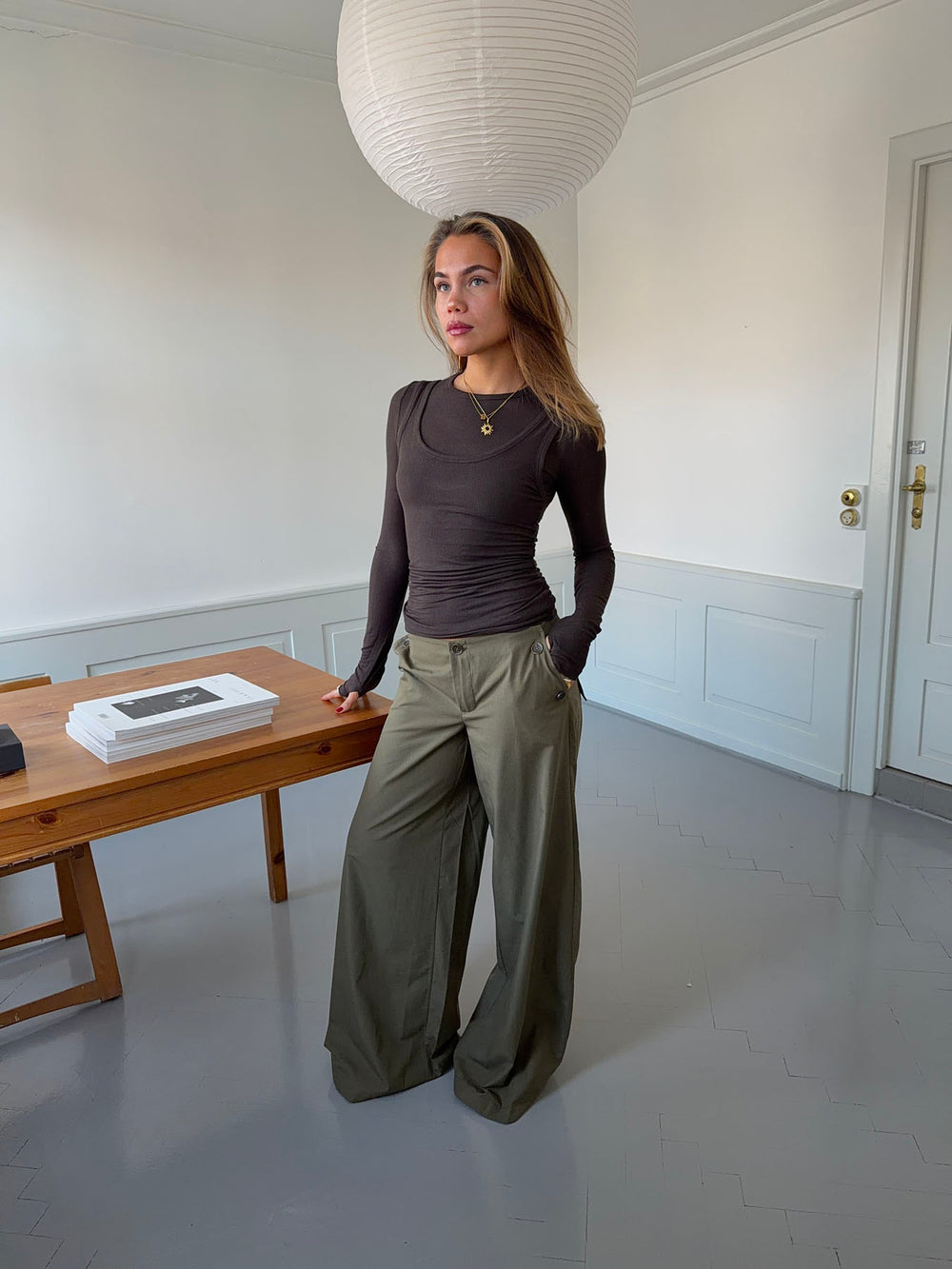 Maluna bukser med nålestriber - Kaki