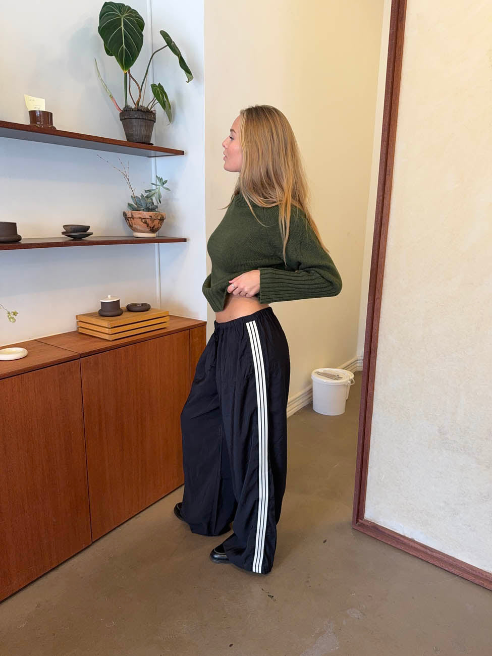 Samantha bukser med stribe detaljer - Sort/hvid