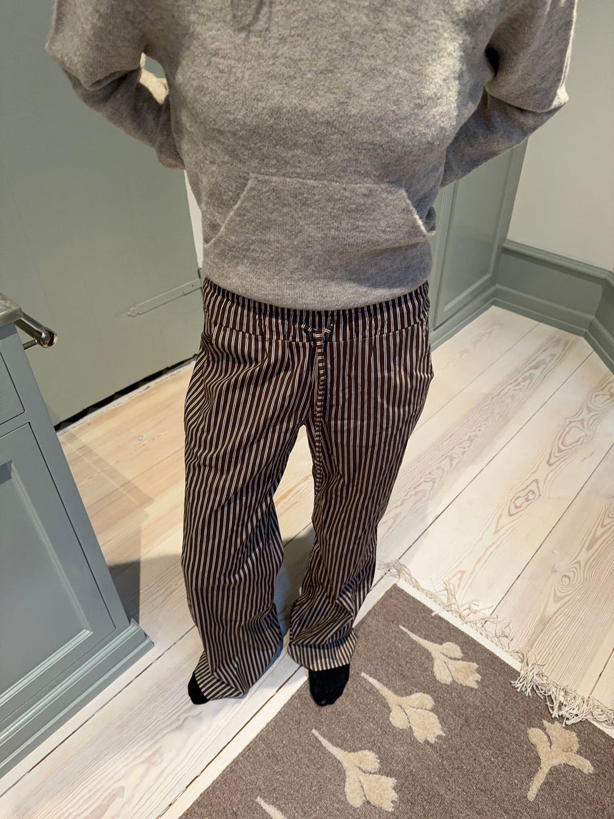 Asta bukser med striber - Brun