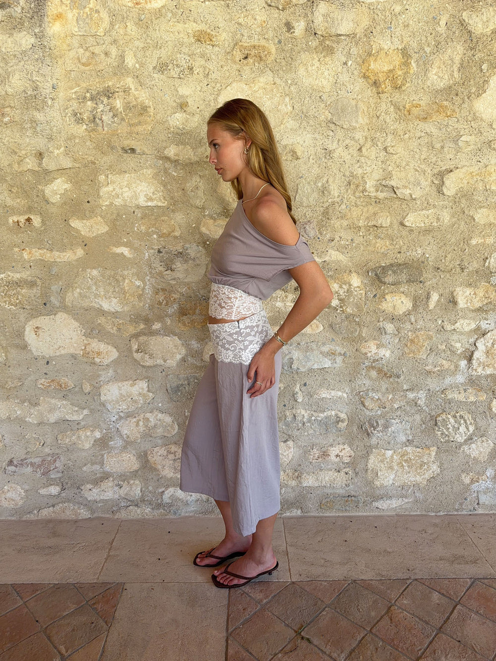 Camina caprishorts med blonder - Beige
