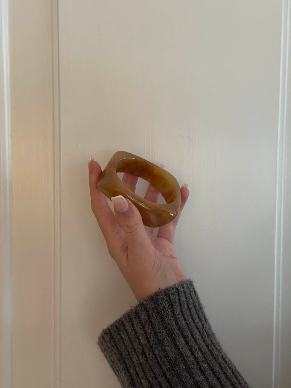 Lykke chunky armbånd - Mørk karamel