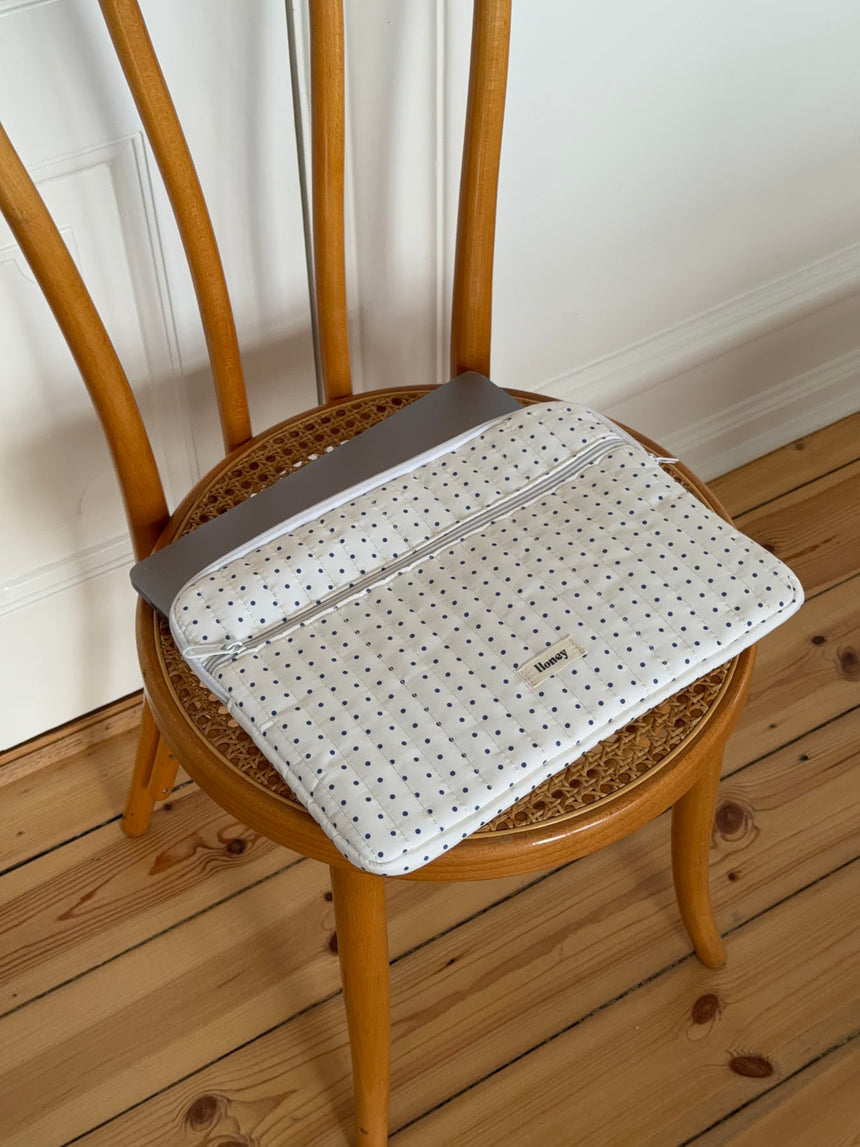 Honey computer sleeve med prikker - Hvid/blå