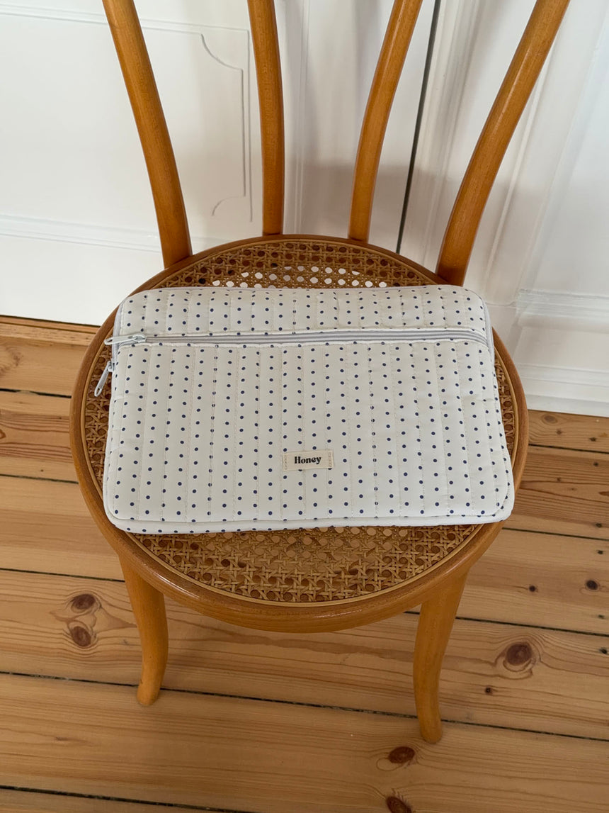 Honey computer sleeve med prikker - Hvid/blå