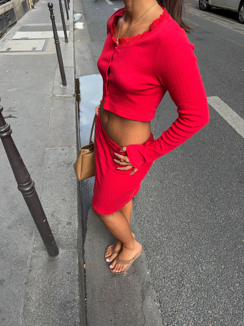 Tina cropped cardigan i pointelle - Rød