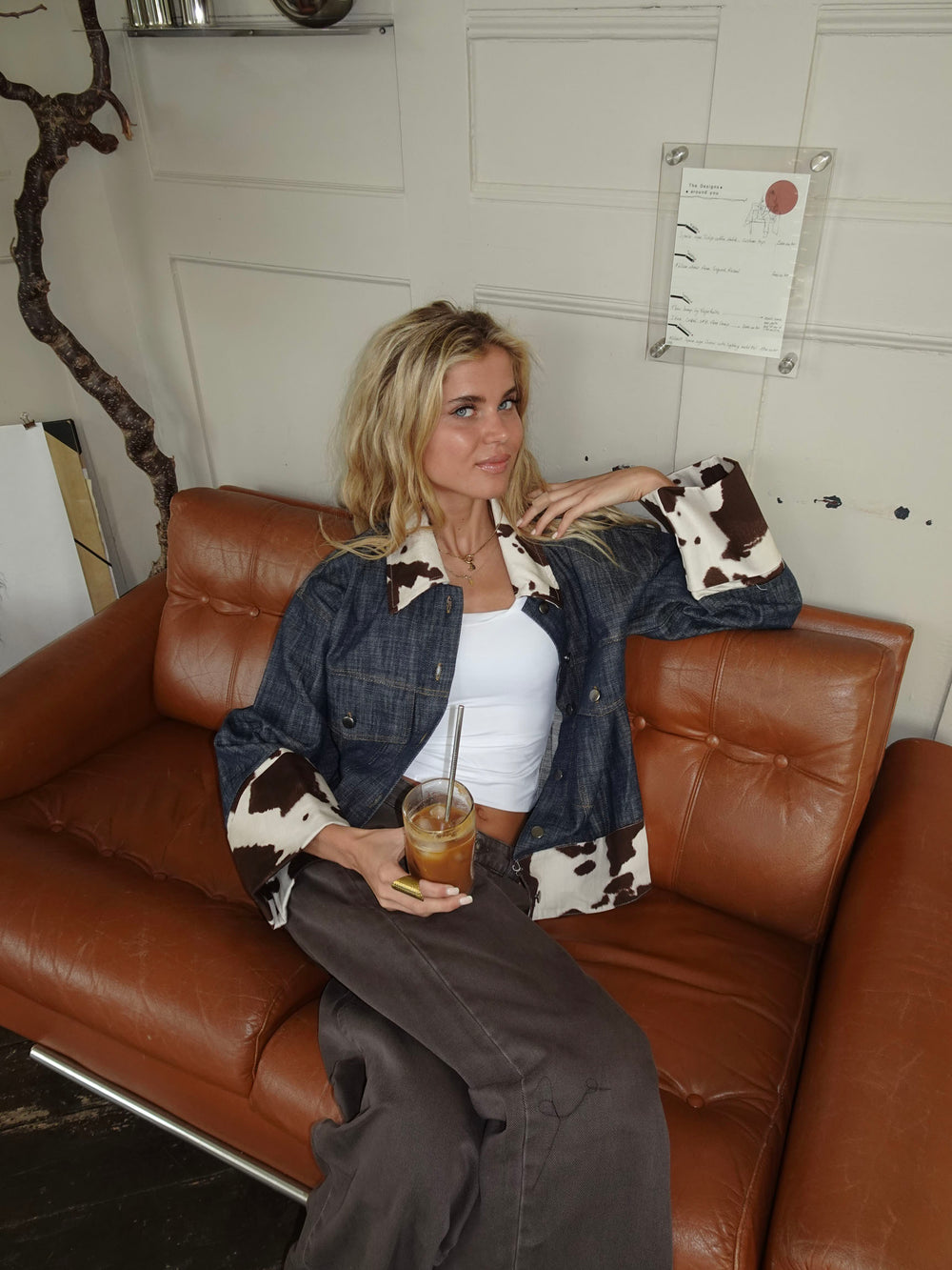 Suiva denim jakke med ko print - Blå/brun/hvid