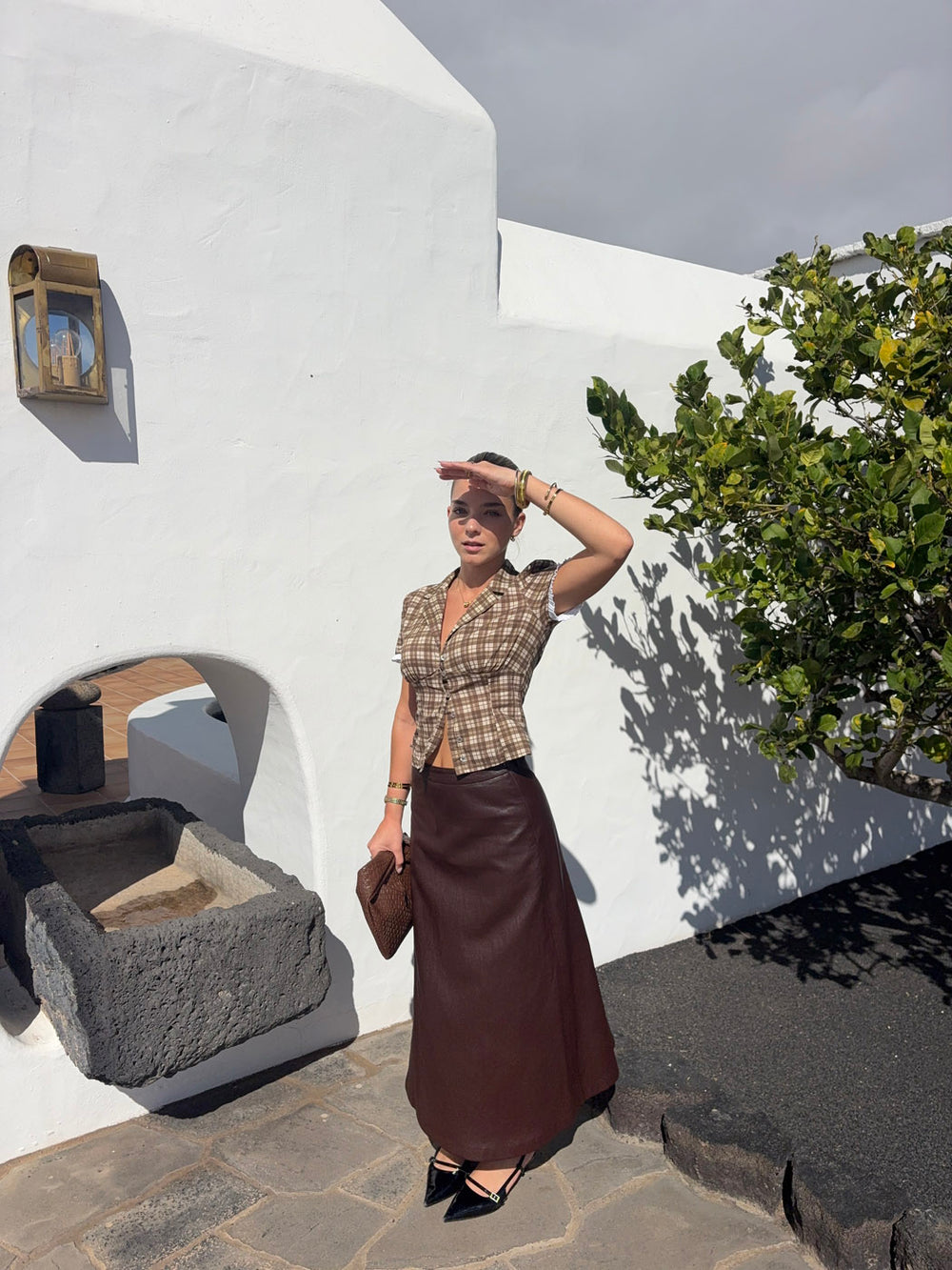 Kassandra figursyet skjorte med tern - Brun/hvid