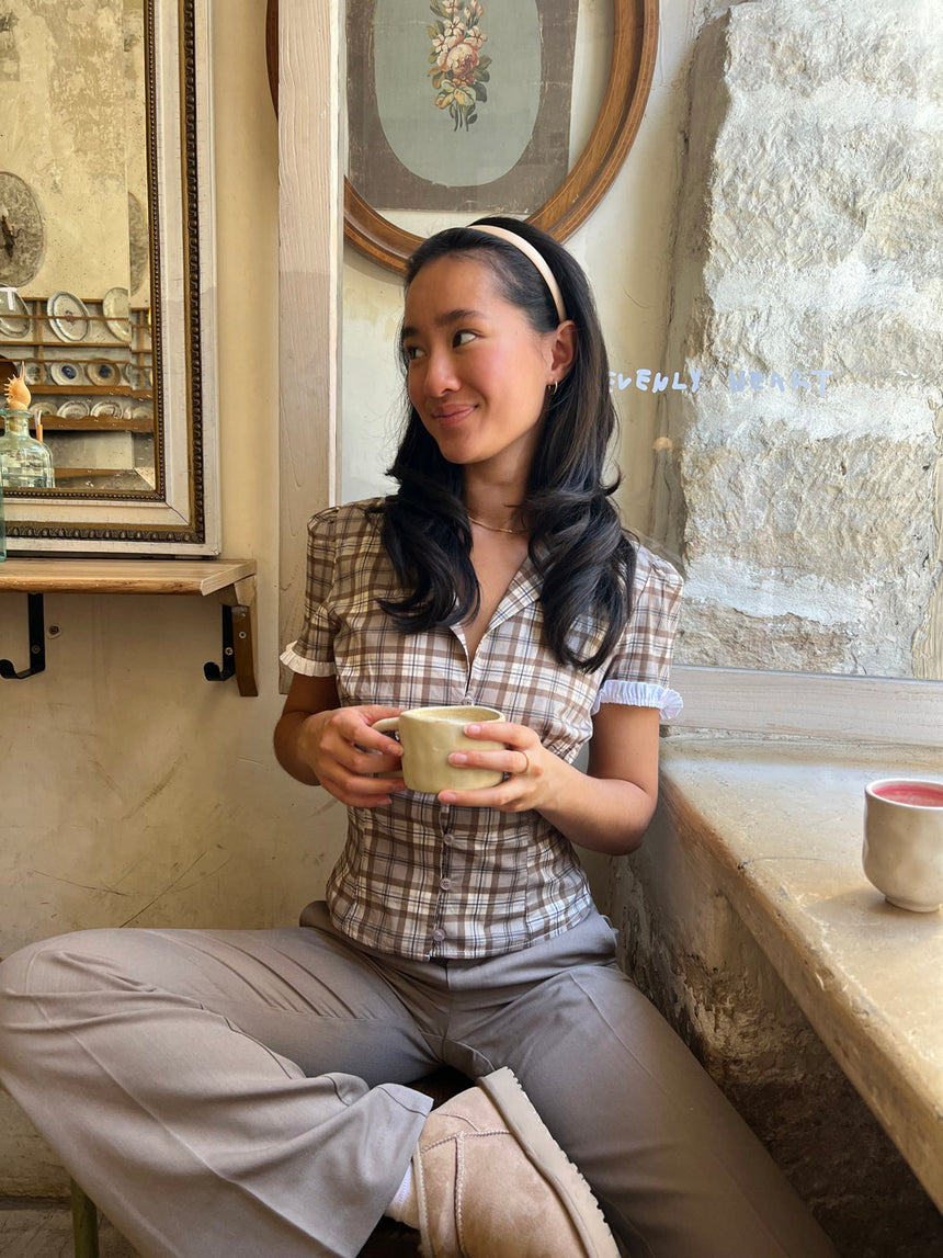 Kassandra figursyet skjorte med tern - Lysebrun/hvid