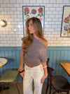 Florine figursyet t-shirt - Taupe