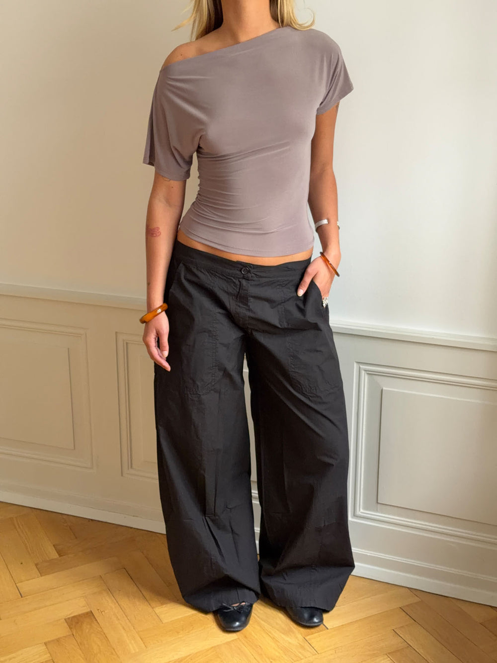 Florine figursyet t-shirt - Taupe