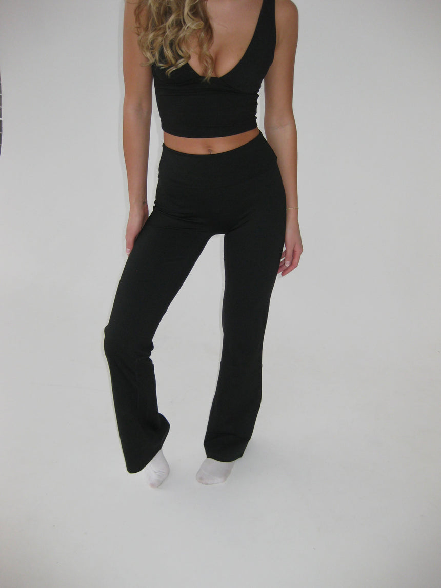 Essential flared pants - Jet black