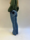 Flared star jeans med navy stjerne - Lys denim