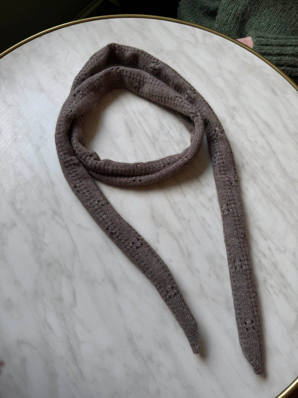 Tova halstørklæde - Taupe
