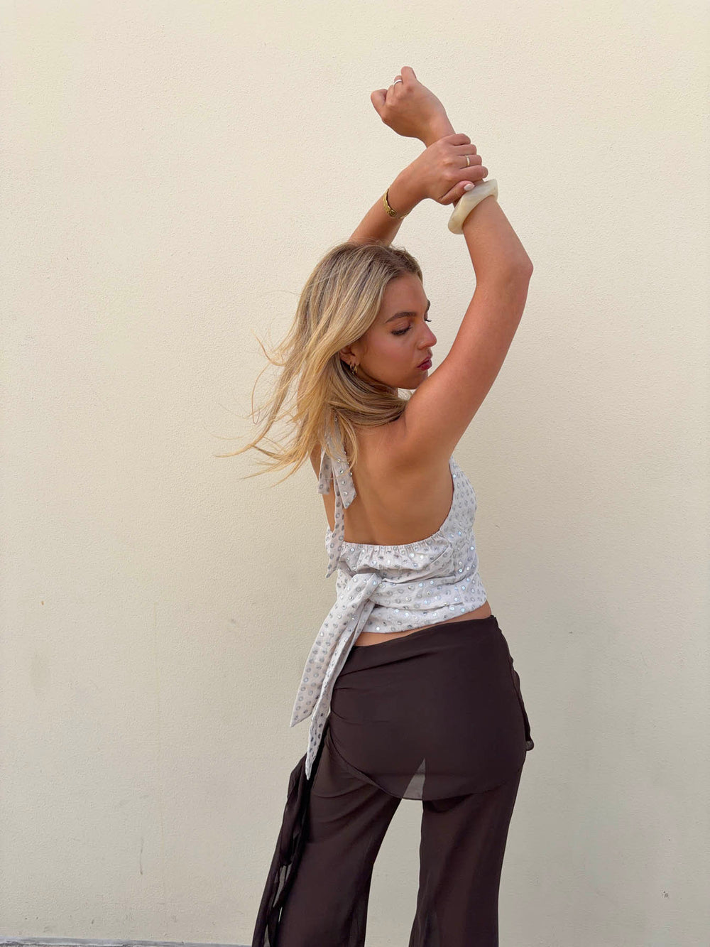 Stiney halterneck top med palietter - Beige