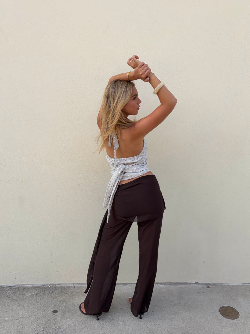 Stiney halterneck top med palietter - Beige