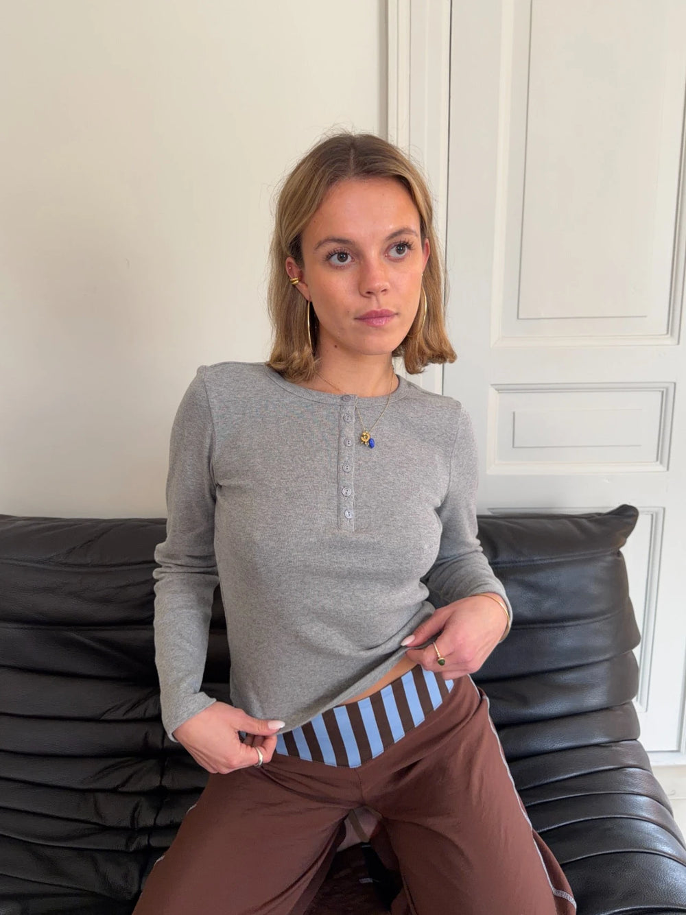 Roxana henley bluse - Grå