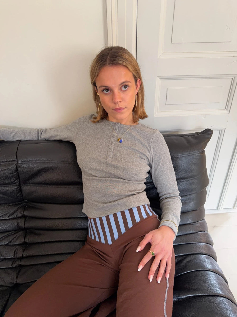 Roxana henley bluse - Grå