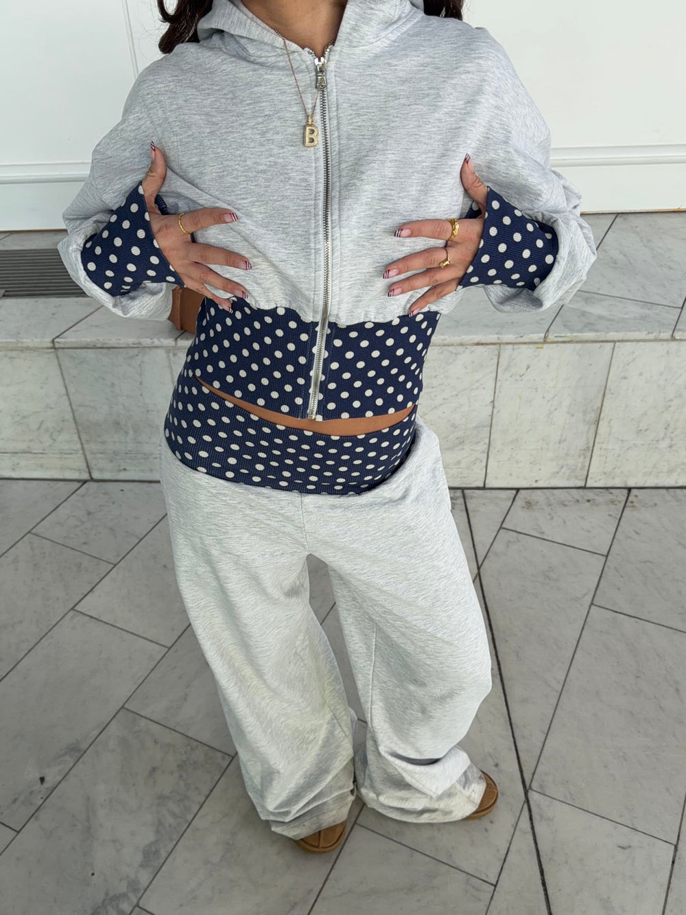 May hoodie med polkaprikker - Grå/navy/hvid