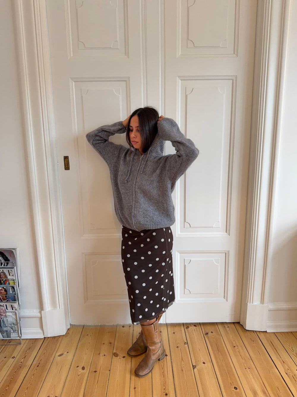 Gregina hoodie med zip i strik - Grå