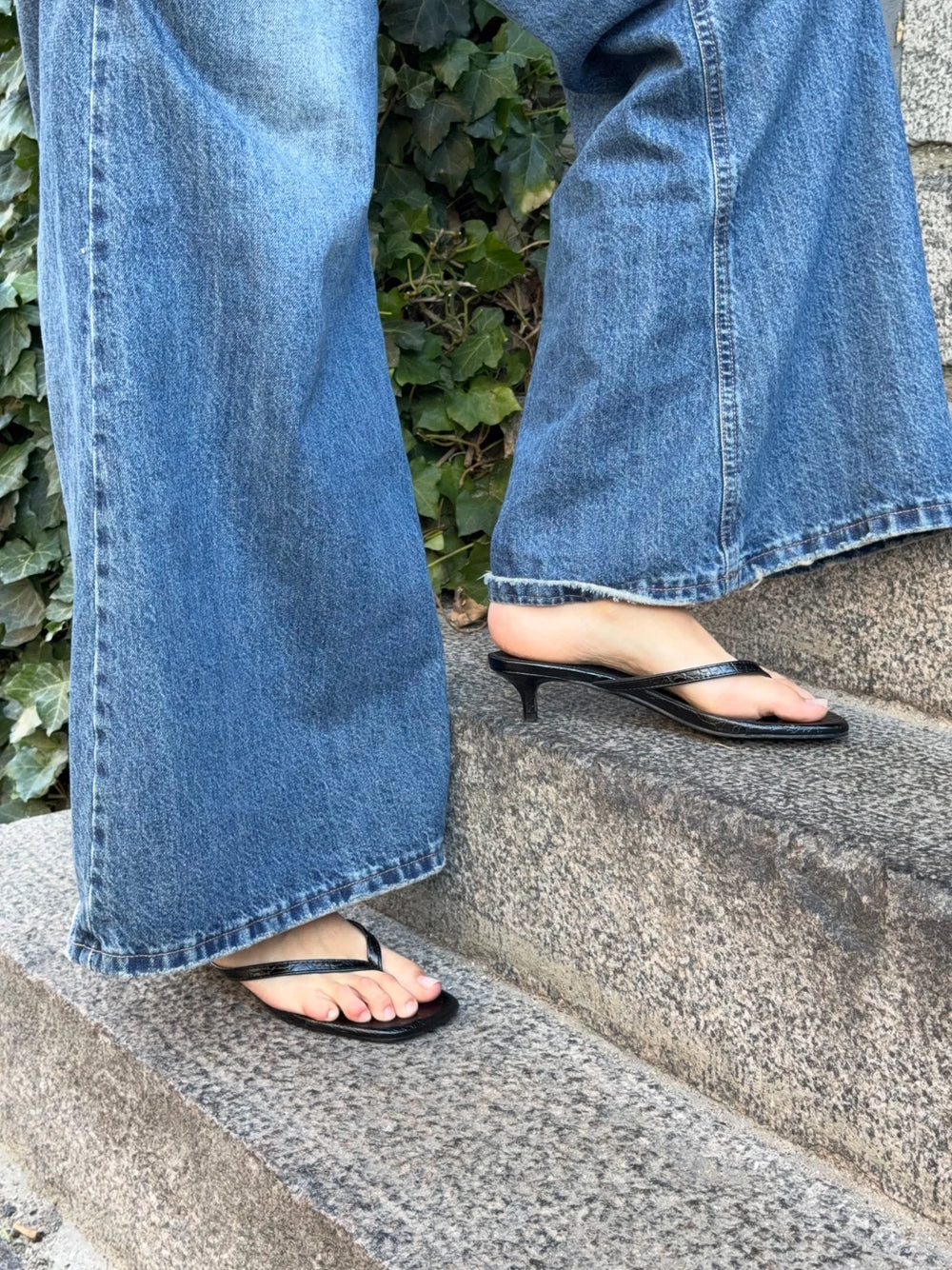 Safine mules med krokodilleprint - Sort