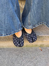 Tovea split toe ballerina med polkaprikker - Sort/Hvid