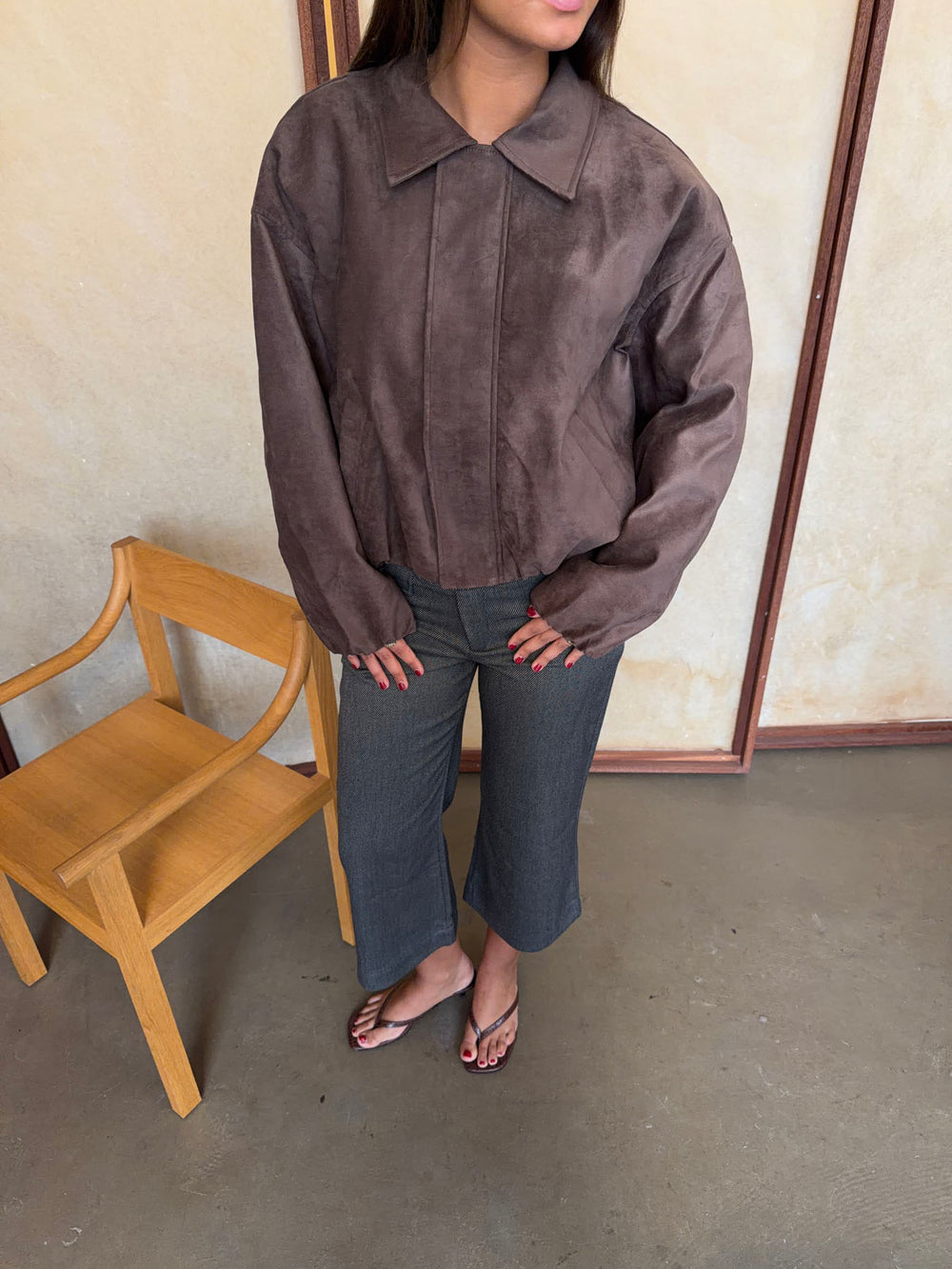 Mathilda jakke i imiteret ruskind - Brun