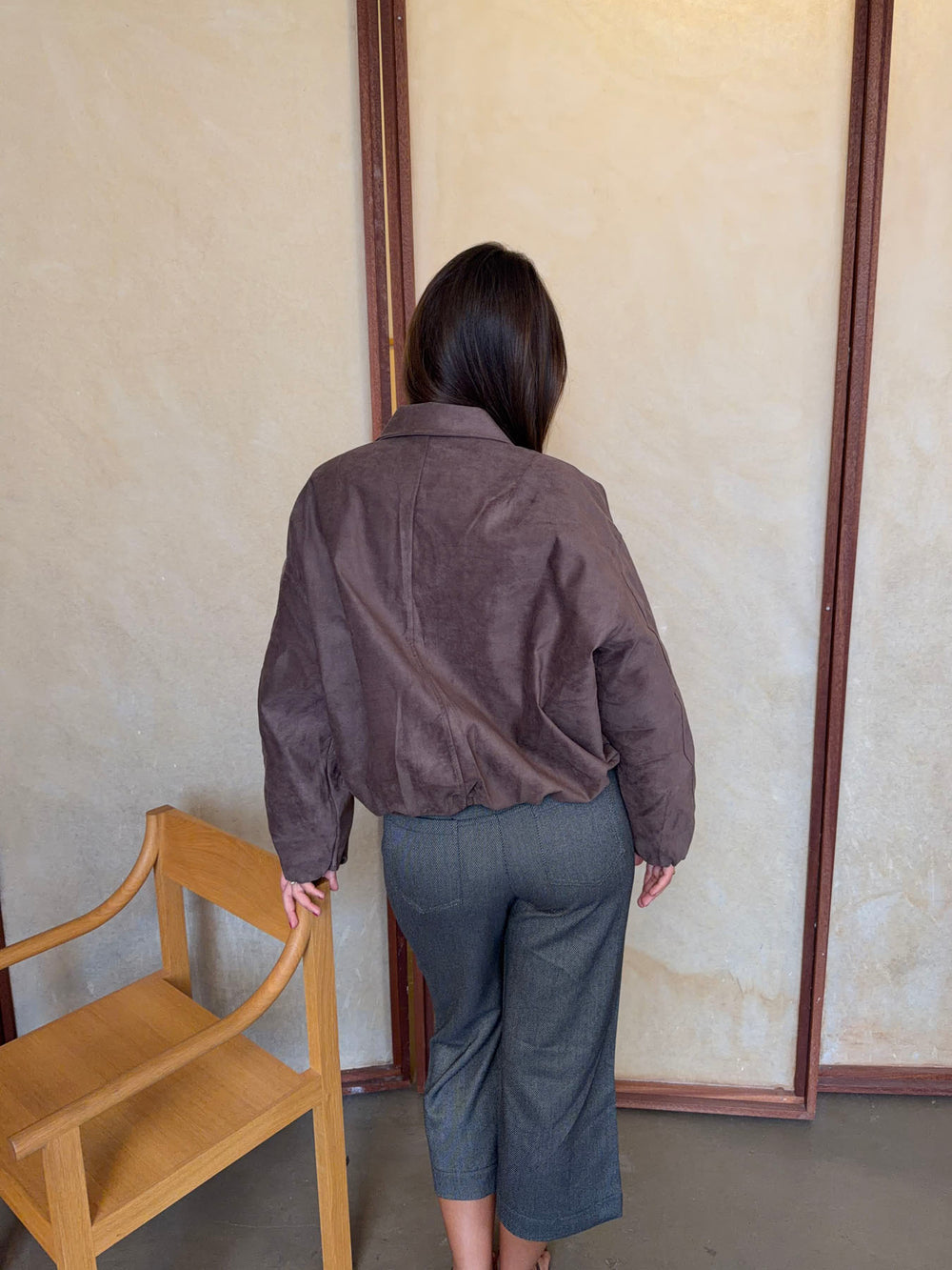 Mathilda jakke i imiteret ruskind - Brun