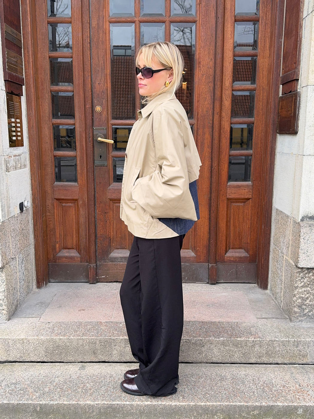 Lenaya jakke med denimryg - Beige