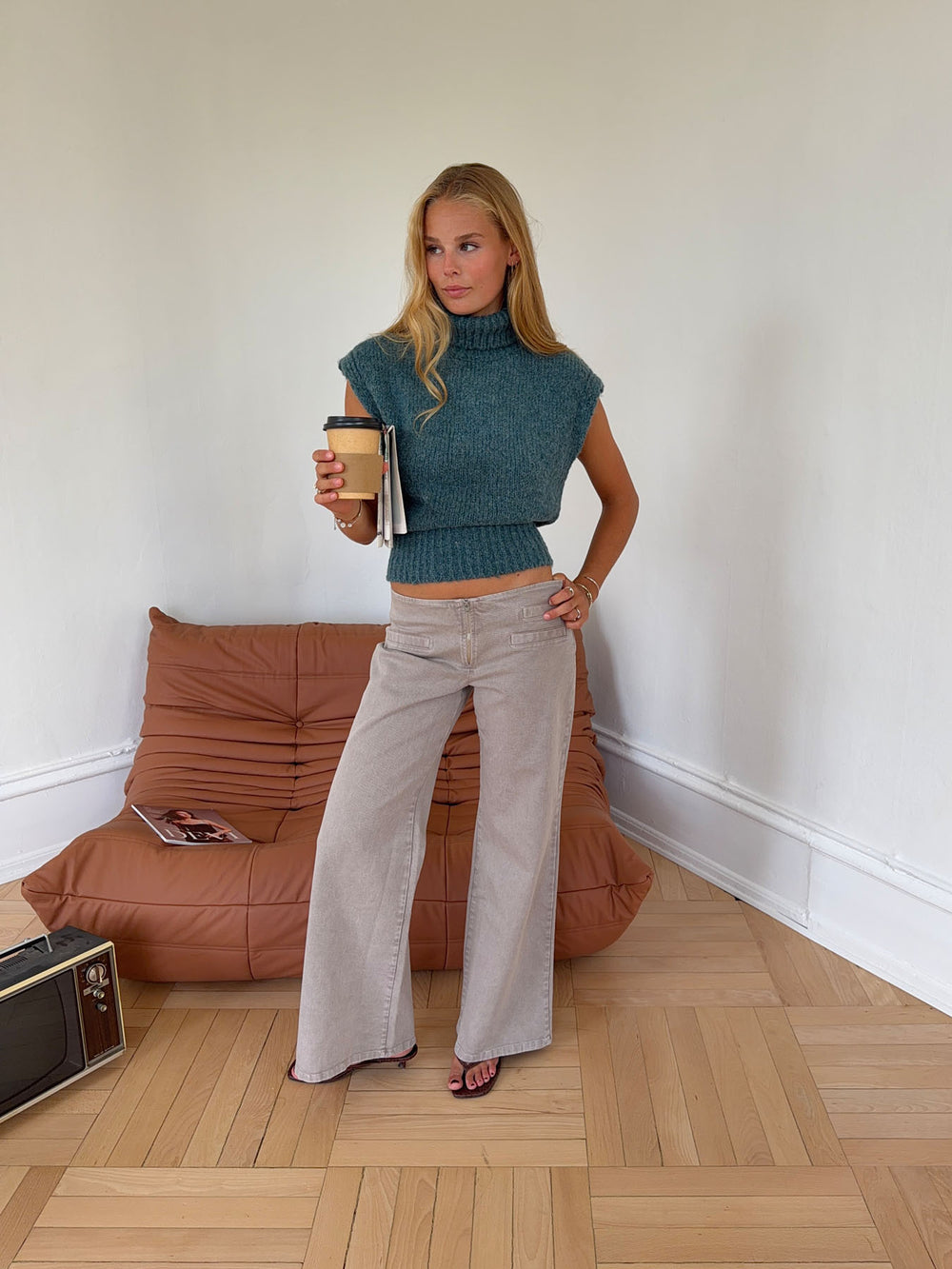 Gerda jeans med detaljer - Taupe