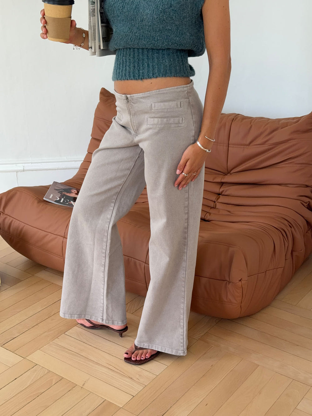 Gerda jeans med detaljer - Taupe