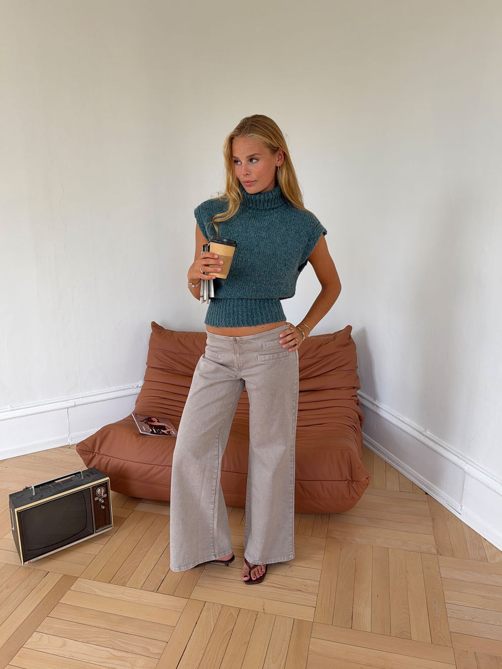 Gerda jeans med detaljer - Taupe