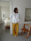 Olive jeans med detaljer - Gul