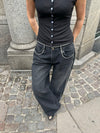 Nuka jeans med nitter - Sort