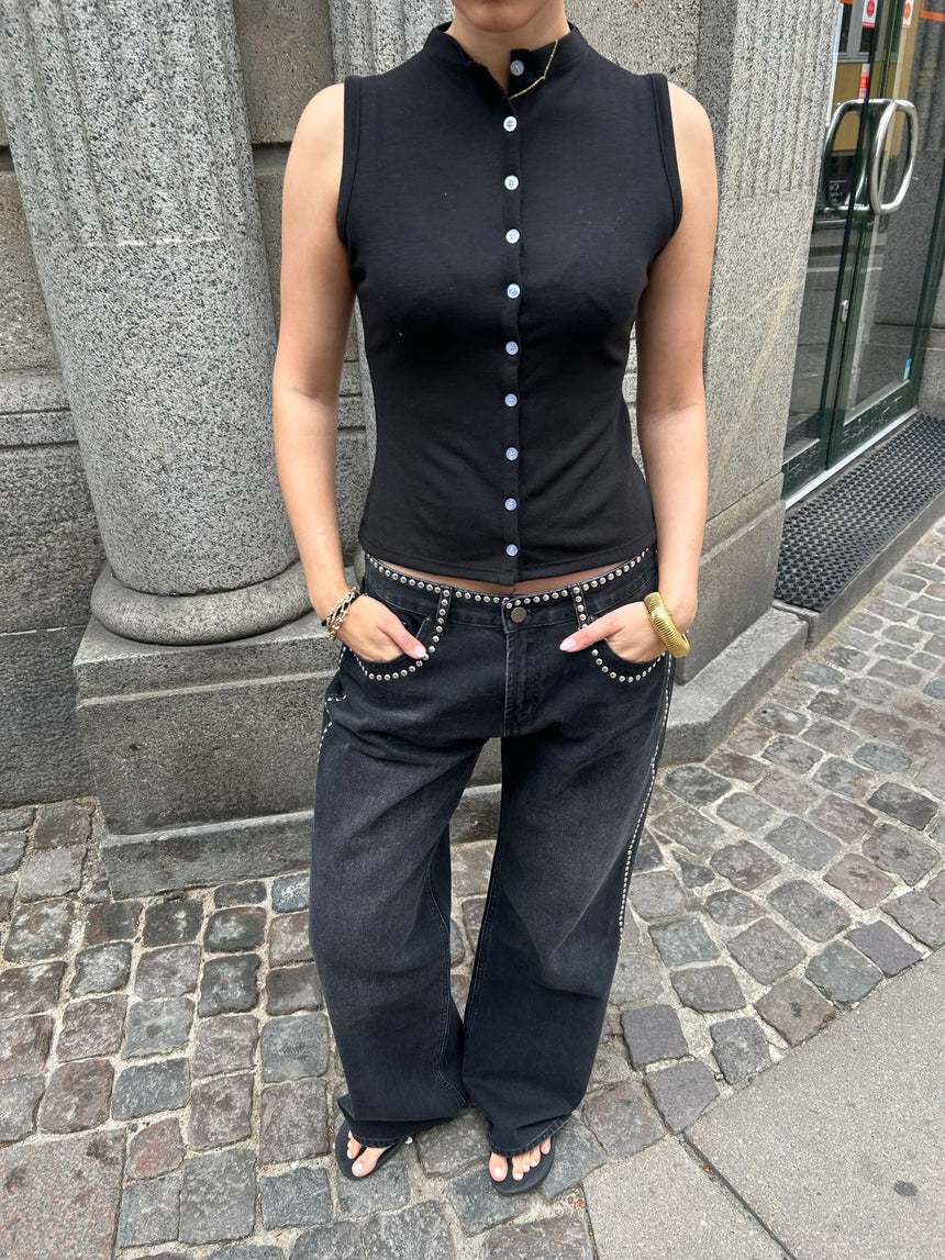 Nuka jeans med nitter - Sort